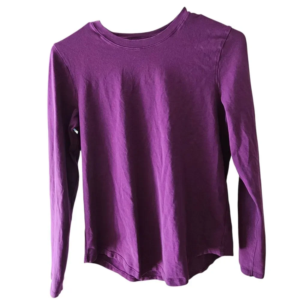 Lululemon Women’s Purple Long Sleeve Top Size 8–10 Activewear Stay comfortable